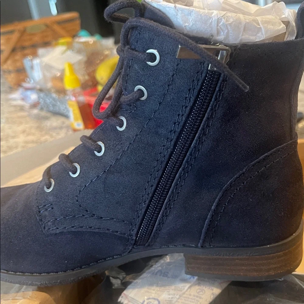 Earth navy brush suede janel lace up zip boots nib 7.5 W
